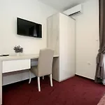 Dado Daire