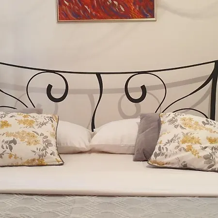 Dado דירה ספליט