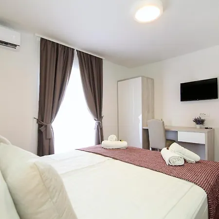 Dado 斯普利特